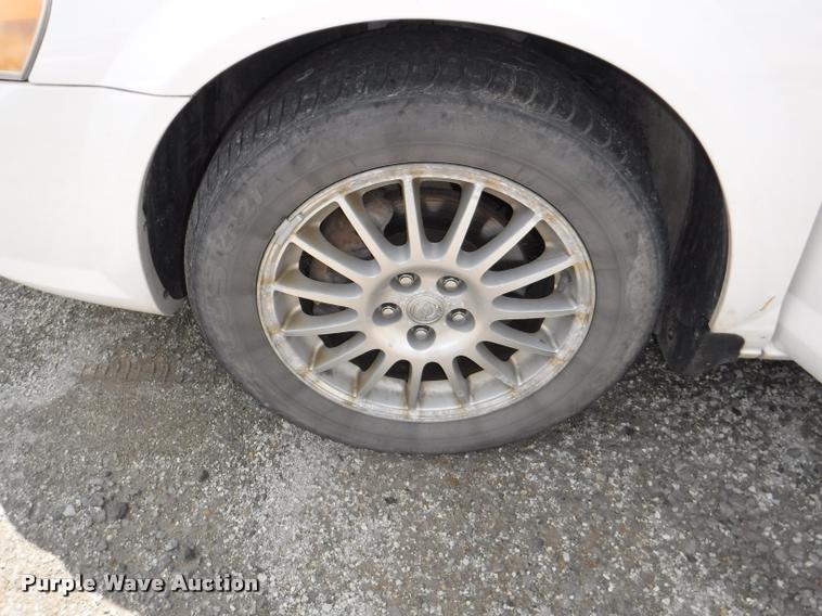 image for item K5932 2005 Chrysler Sebring Touring