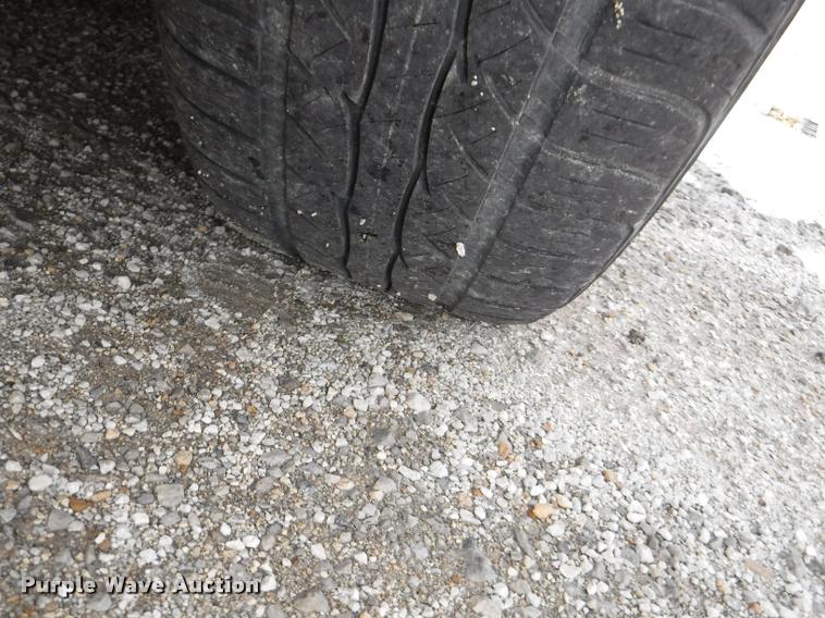 image for item K5932 2005 Chrysler Sebring Touring