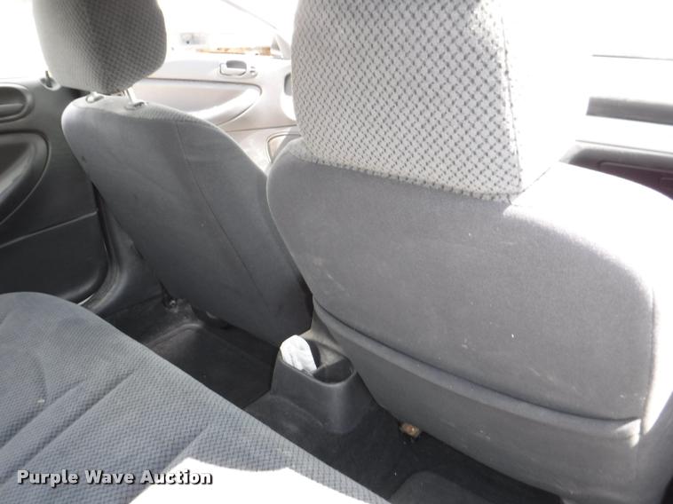 image for item K5932 2005 Chrysler Sebring Touring