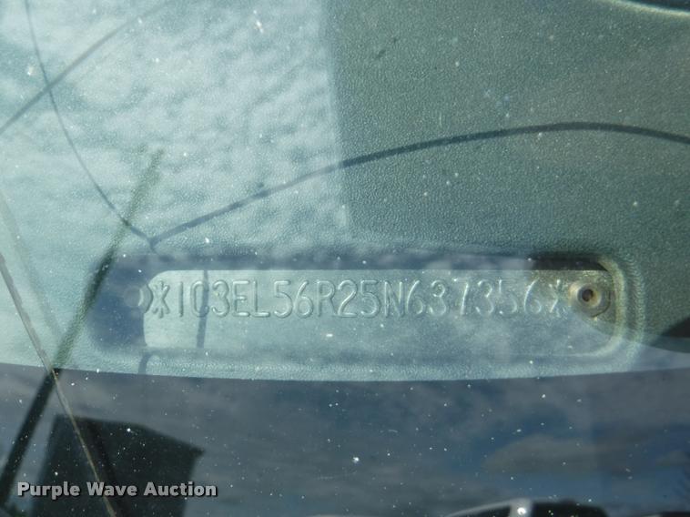 image for item K5932 2005 Chrysler Sebring Touring