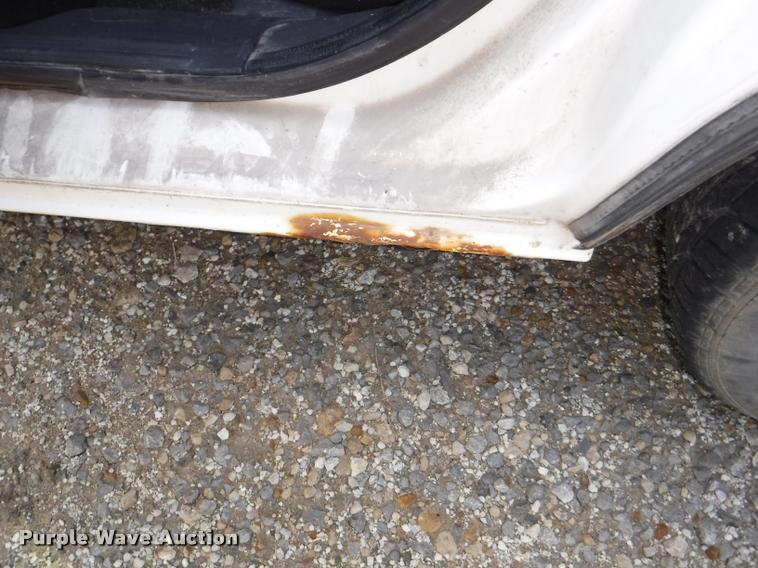 image for item K5933 2006 Dodge Stratus SXT