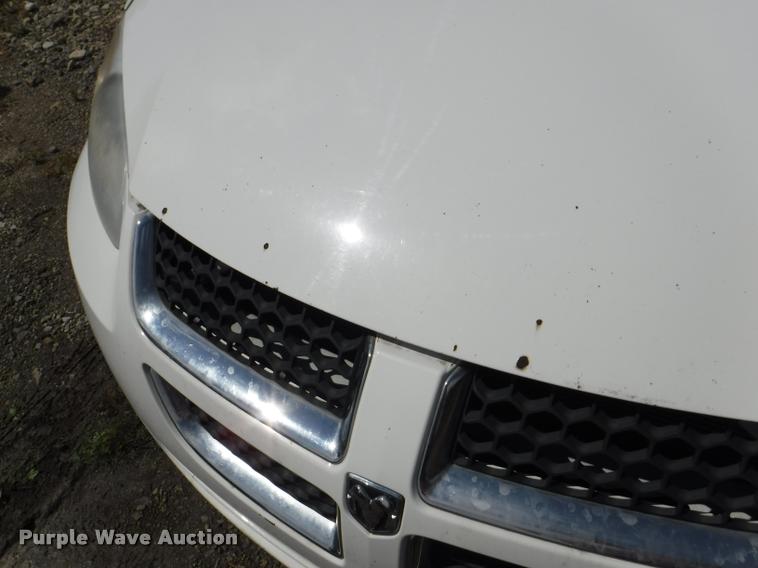 image for item K5933 2006 Dodge Stratus SXT