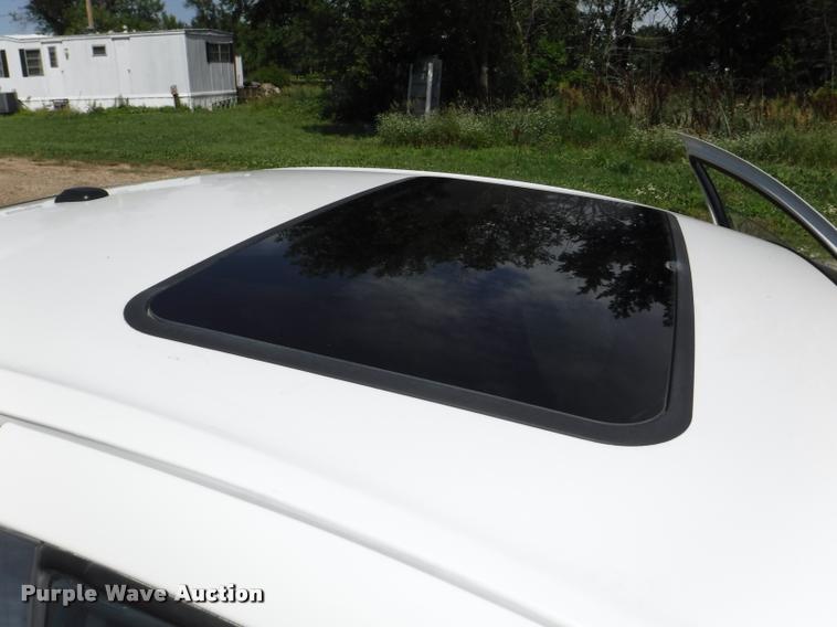 image for item K5933 2006 Dodge Stratus SXT