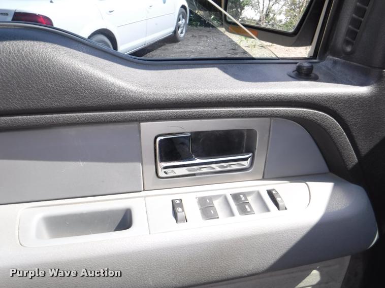 image for item K5941 2011 Ford F150 XLT SuperCrew pickup truck