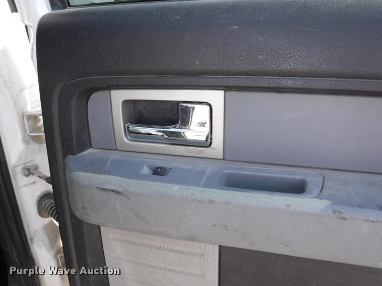 image for item K5941 2011 Ford F150 XLT SuperCrew pickup truck