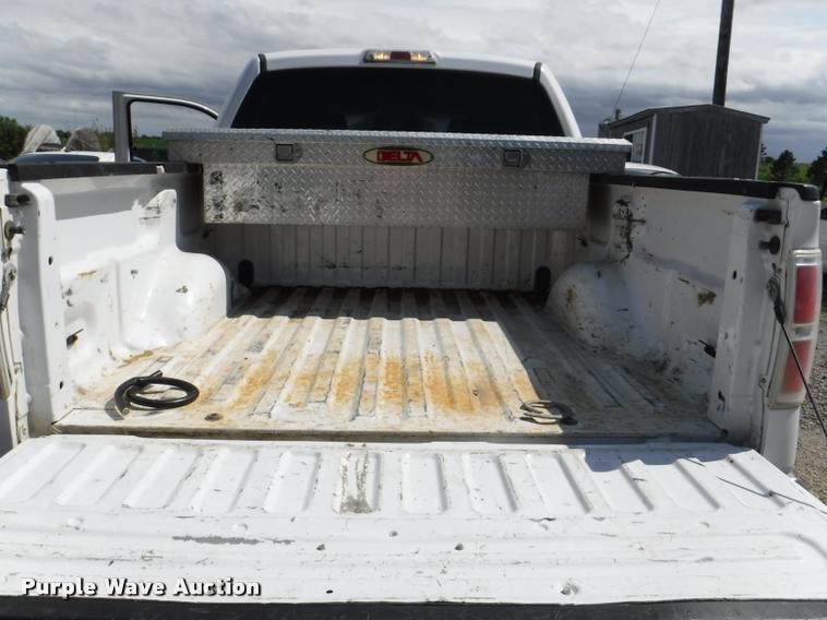 image for item K5941 2011 Ford F150 XLT SuperCrew pickup truck