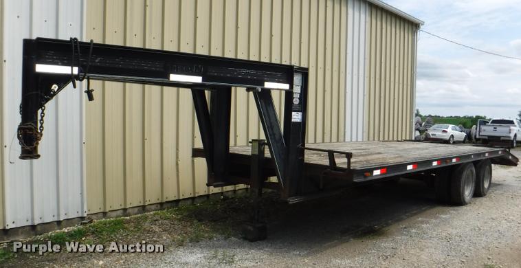 image for item K5942 1995 Titan equipment trailer