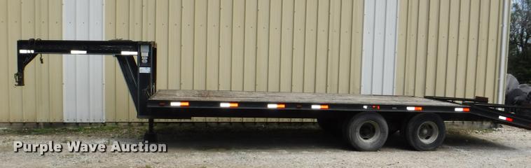 image for item K5942 1995 Titan equipment trailer