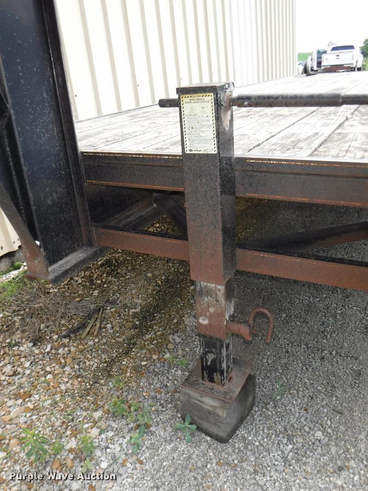 image for item K5942 1995 Titan equipment trailer