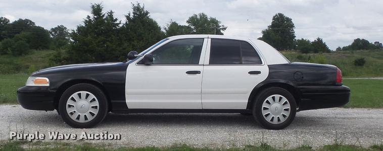 image for item K7581 2008 Ford Crown Victoria Police Interceptor
