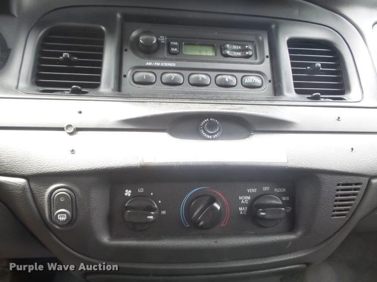 image for item K7581 2008 Ford Crown Victoria Police Interceptor