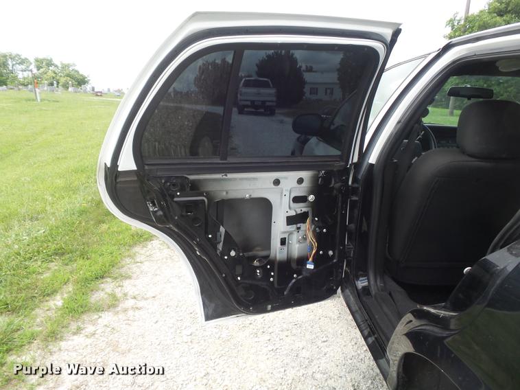 image for item K7581 2008 Ford Crown Victoria Police Interceptor