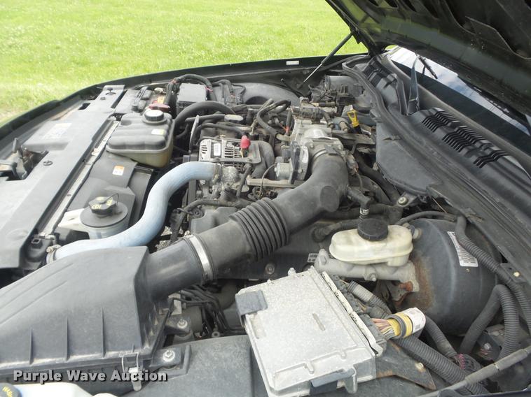 image for item K7581 2008 Ford Crown Victoria Police Interceptor