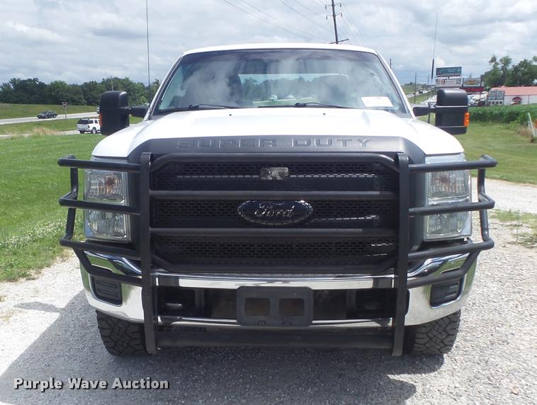 image for item K7582 2014 Ford F250 Super Duty XL pickup truck