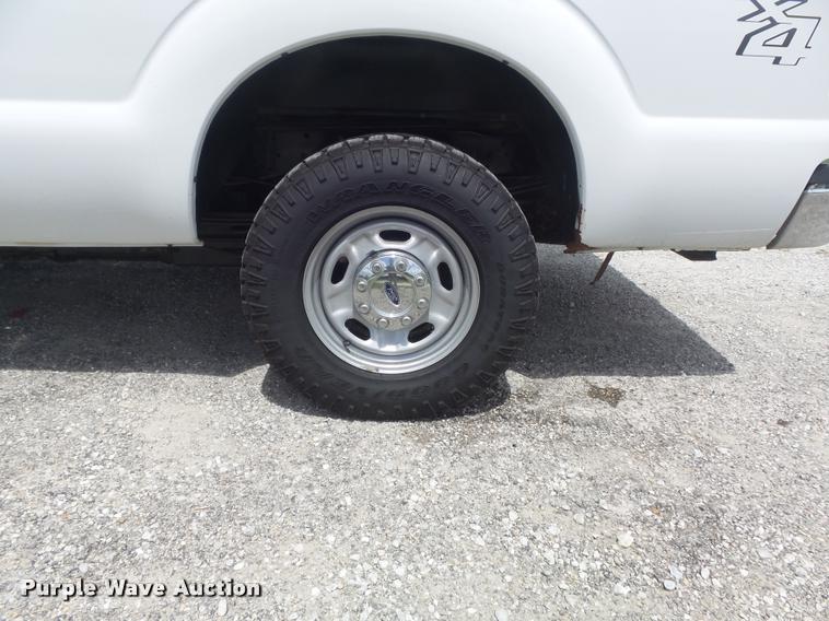 image for item K7582 2014 Ford F250 Super Duty XL pickup truck