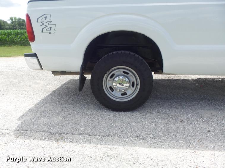 image for item K7582 2014 Ford F250 Super Duty XL pickup truck