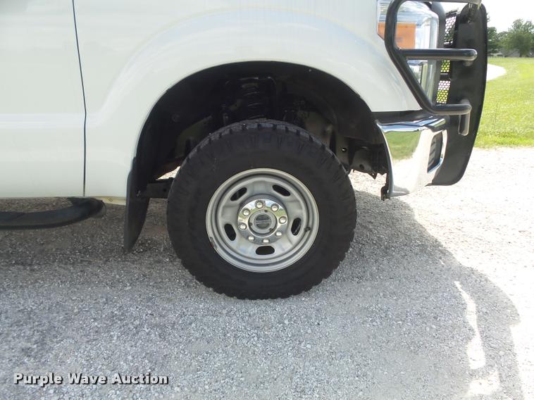 image for item K7582 2014 Ford F250 Super Duty XL pickup truck