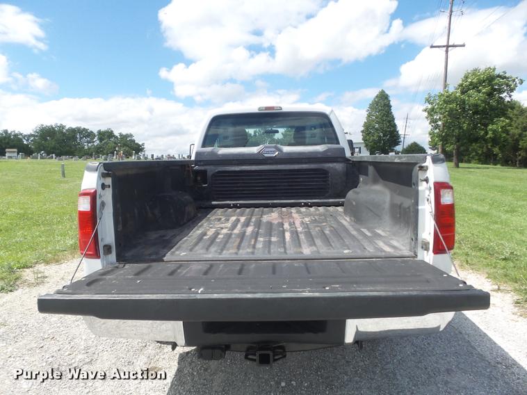 image for item K7582 2014 Ford F250 Super Duty XL pickup truck