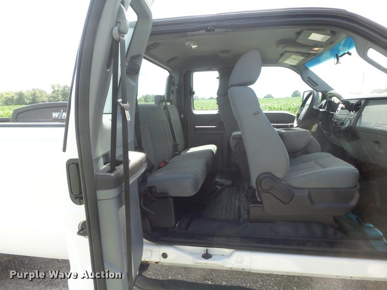 image for item K7582 2014 Ford F250 Super Duty XL pickup truck