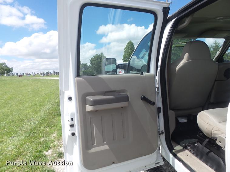 image for item K7583 2008 Ford F450 XL Super Duty service truck