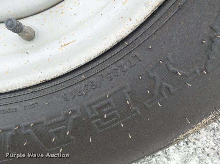 image for item K7585 2003 Ford F250 XLT Super Duty SuperCab pickup truck