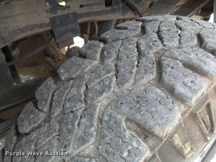 image for item K7585 2003 Ford F250 XLT Super Duty SuperCab pickup truck