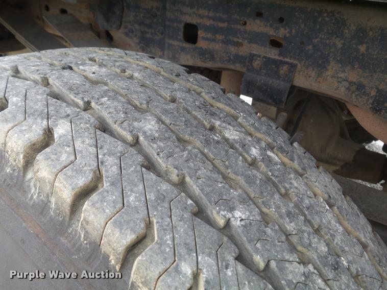 image for item K7585 2003 Ford F250 XLT Super Duty SuperCab pickup truck