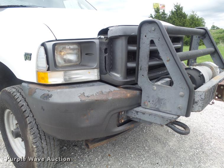 image for item K7585 2003 Ford F250 XLT Super Duty SuperCab pickup truck