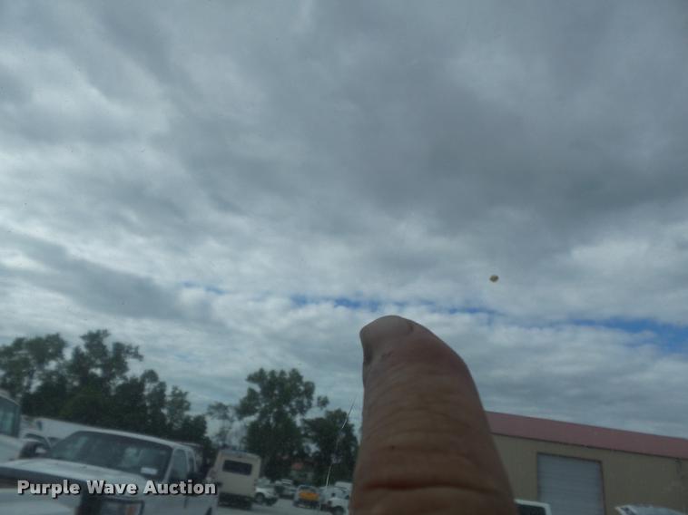 image for item K7585 2003 Ford F250 XLT Super Duty SuperCab pickup truck