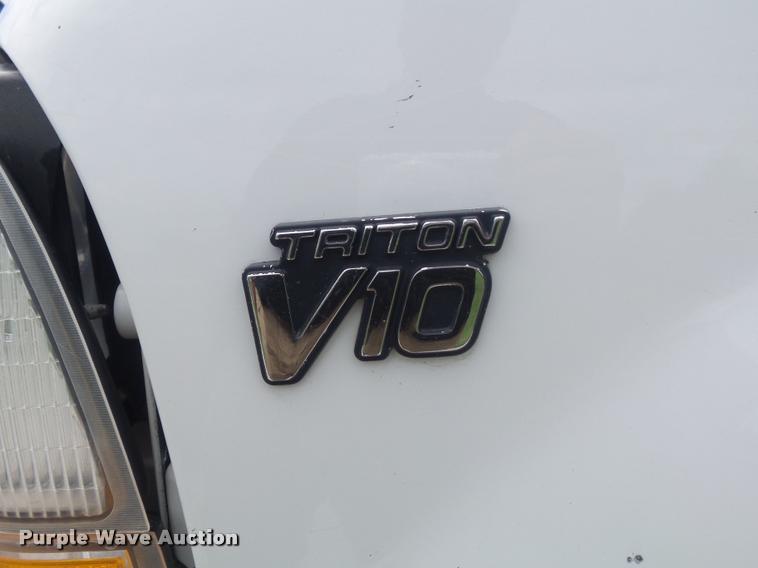 image for item K7585 2003 Ford F250 XLT Super Duty SuperCab pickup truck