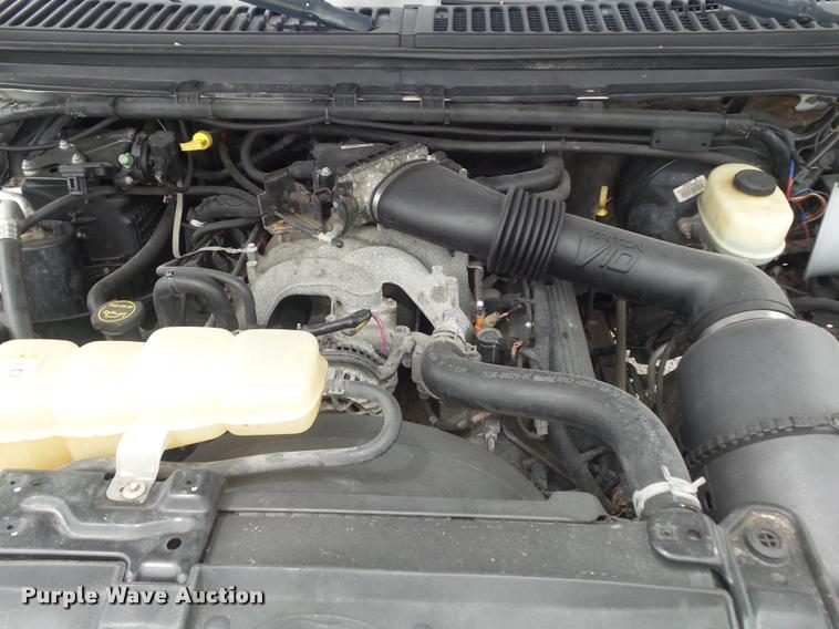 image for item K7585 2003 Ford F250 XLT Super Duty SuperCab pickup truck