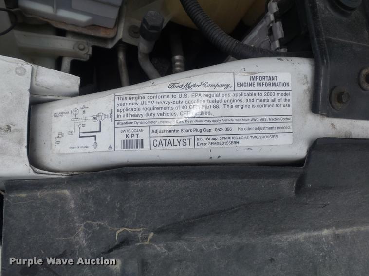 image for item K7585 2003 Ford F250 XLT Super Duty SuperCab pickup truck