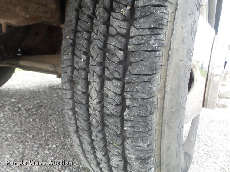 image for item K7587 1997 Ford F350 XL Crew Cab pickup truck