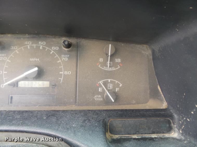 image for item K7587 1997 Ford F350 XL Crew Cab pickup truck