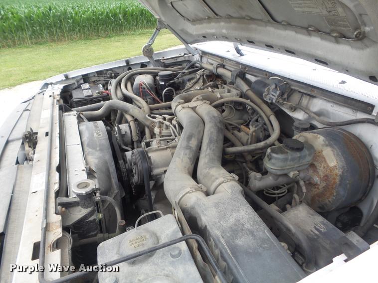 image for item K7587 1997 Ford F350 XL Crew Cab pickup truck