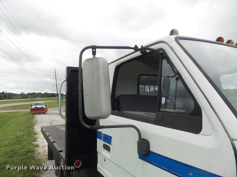 image for item K7591 1994 Isuzu NPR flatbed truck