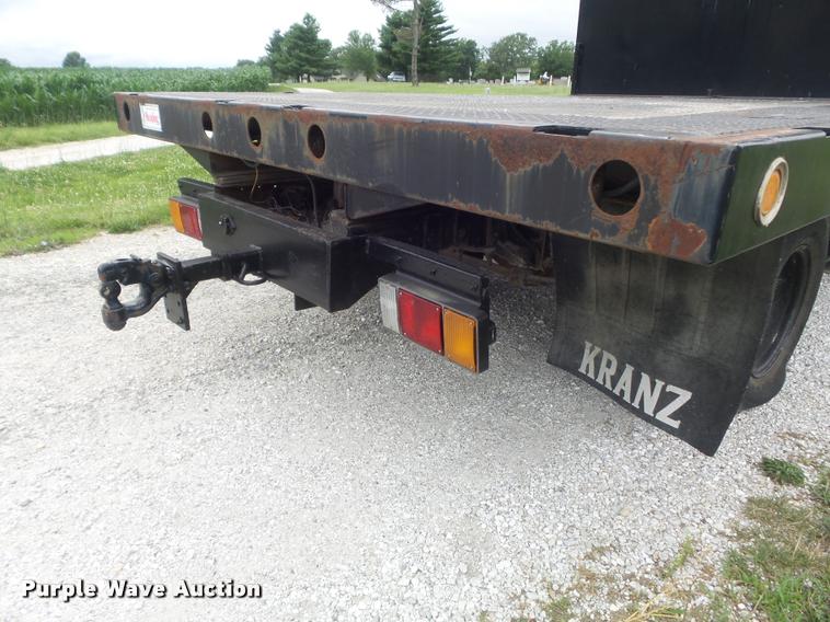 image for item K7591 1994 Isuzu NPR flatbed truck