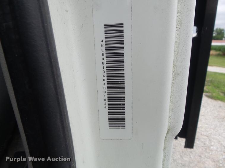 image for item K7591 1994 Isuzu NPR flatbed truck