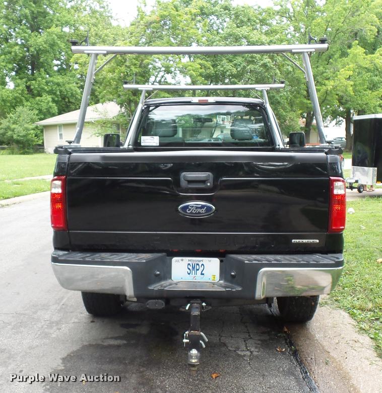 image for item L4722 2013 Ford F350 Super Duty pickup truck
