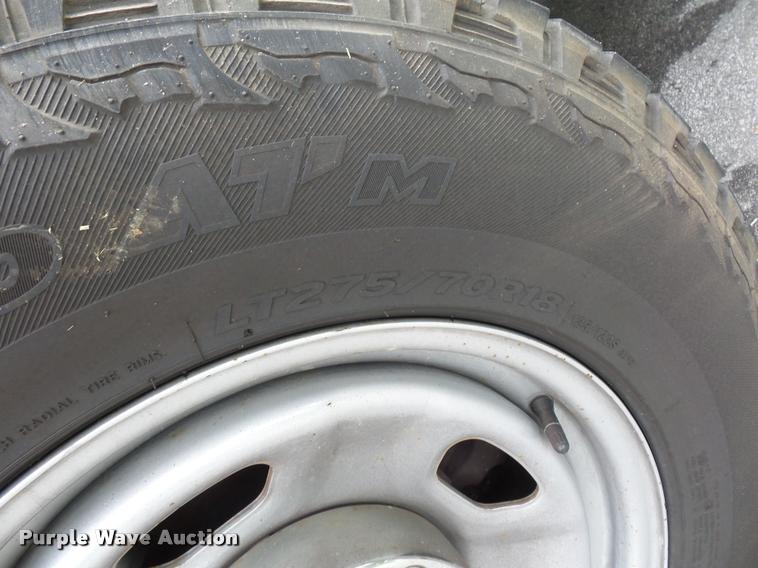 image for item L4722 2013 Ford F350 Super Duty pickup truck