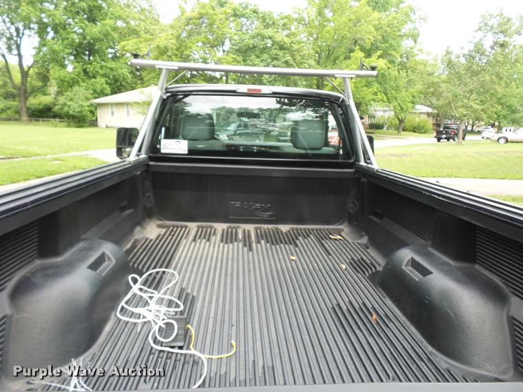 image for item L4722 2013 Ford F350 Super Duty pickup truck
