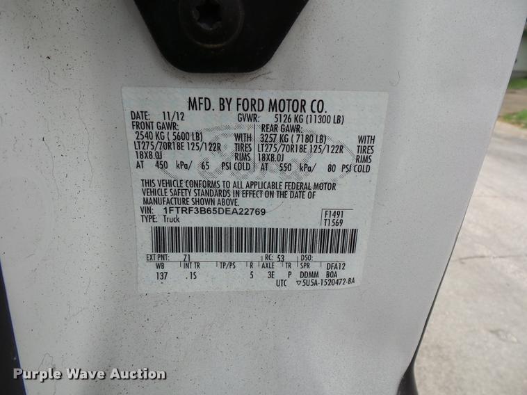 image for item L4722 2013 Ford F350 Super Duty pickup truck