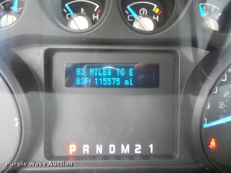 image for item L4722 2013 Ford F350 Super Duty pickup truck