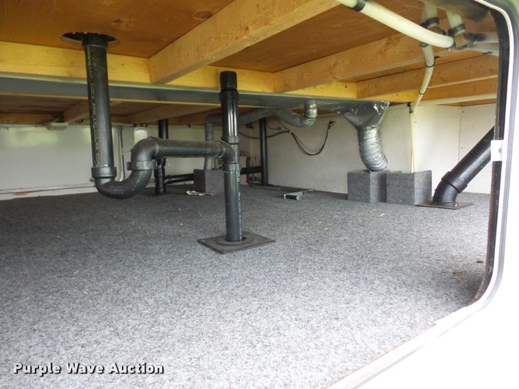 image for item L4724 1997 Carriage Lite series camper