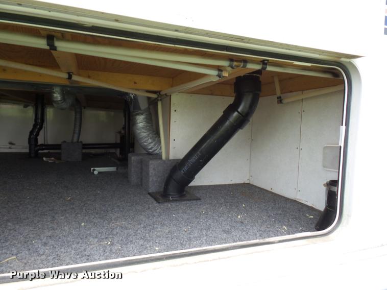 image for item L4724 1997 Carriage Lite series camper