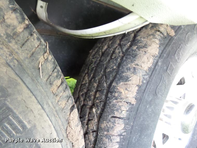 image for item L4724 1997 Carriage Lite series camper