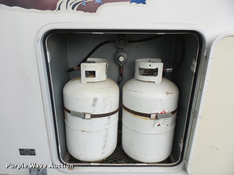 image for item L4724 1997 Carriage Lite series camper