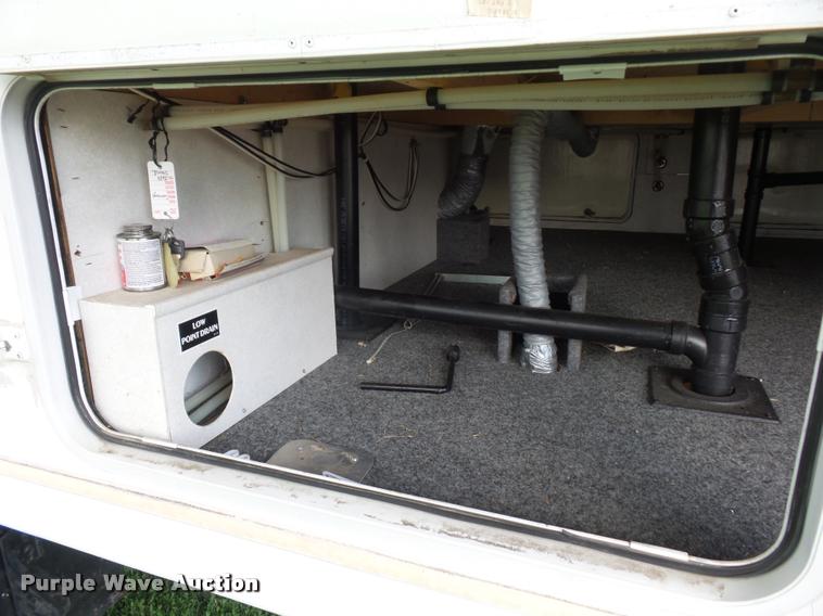 image for item L4724 1997 Carriage Lite series camper