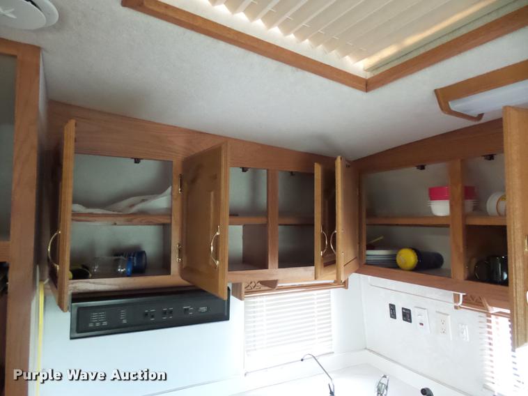 image for item L4724 1997 Carriage Lite series camper