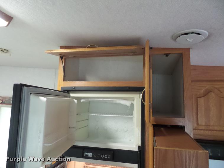 image for item L4724 1997 Carriage Lite series camper